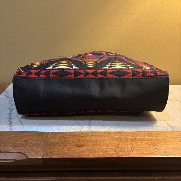 PENDLETON Wool Southwestern Blanket Bag Aztec Carry All RARE - Picture 4 of 13